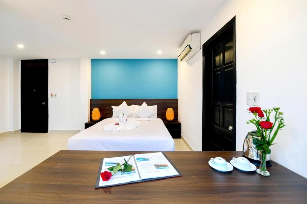 Deluxe Double Room — Hoi An Dream City Hotel